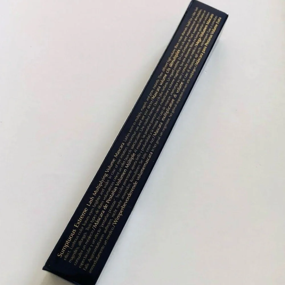Estee Lauder Sumptuous Extreme Lash Multiplying Volume Mascara (Extreme Black)